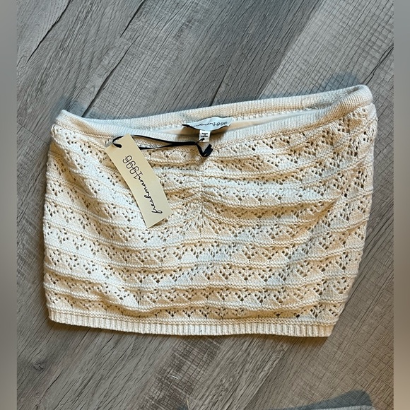 BRAND NEW
Knit Tube top & skirt set - Picture 4 of 4